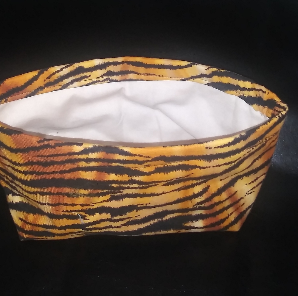 COSMETIC BAGS